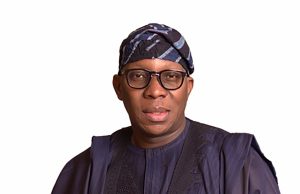 Senator Fadeyi Flags Off 1km Access Road at Ila-Orangun Teaching Hospital